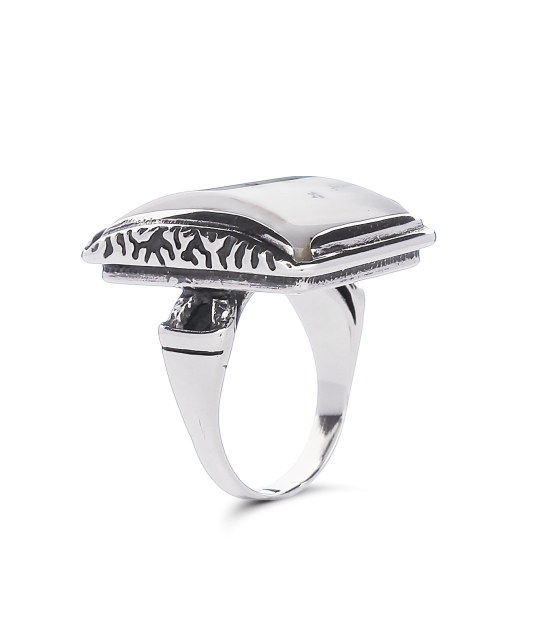 Серебряное кольцо с агатом