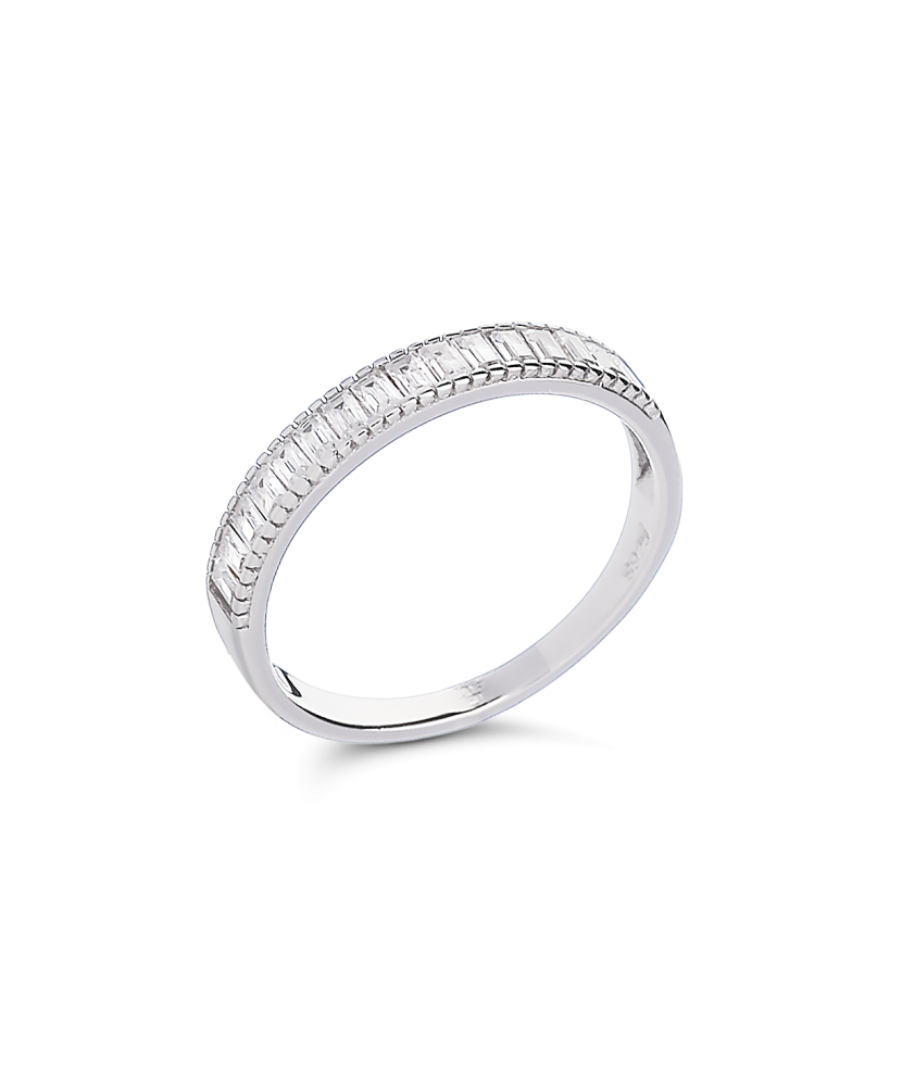 Sterling silver ring with zircons