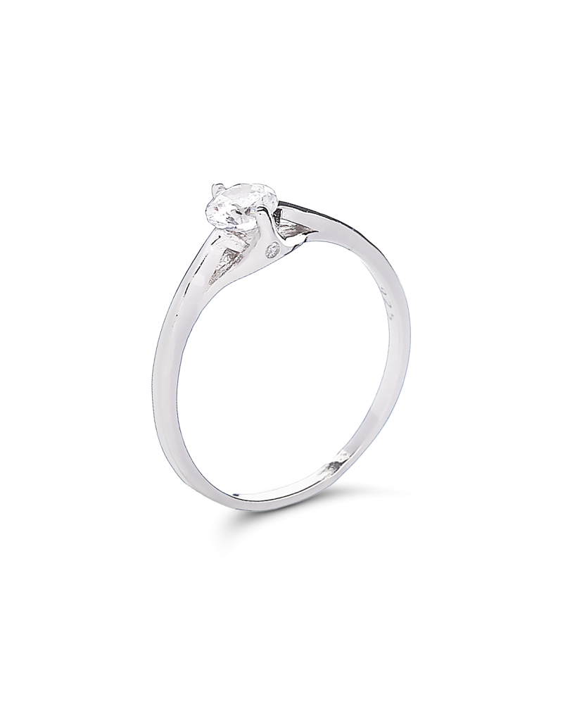 Sterling silver ring with zircons