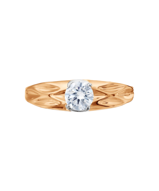 Gold ring with zirconium