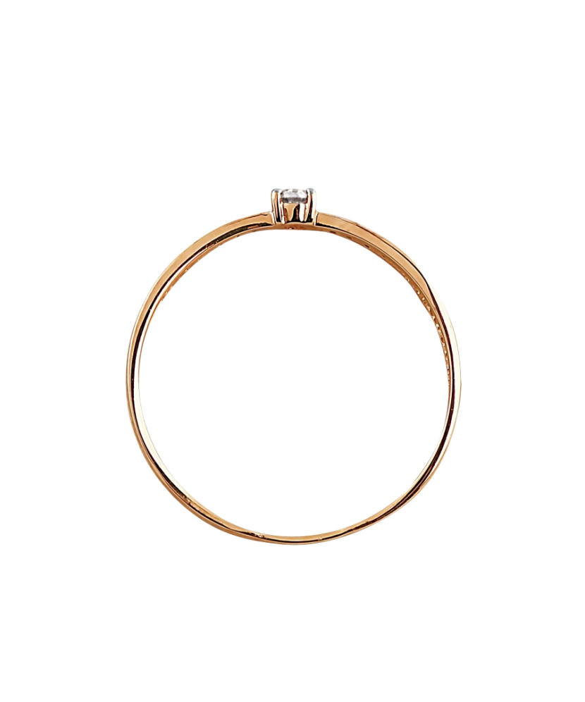 Gold ring with zircons