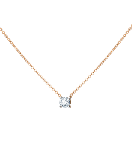 Gold chain with diamond pendant
