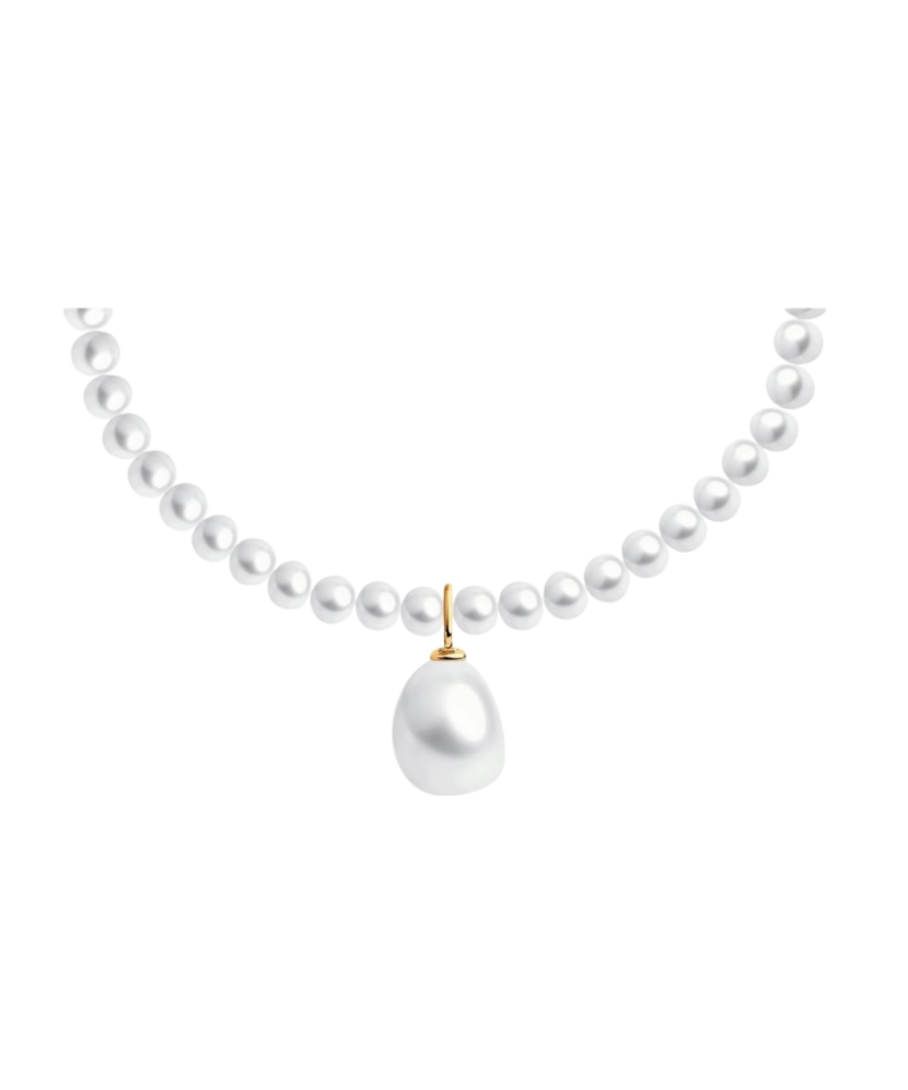Pearl necklaces with gold