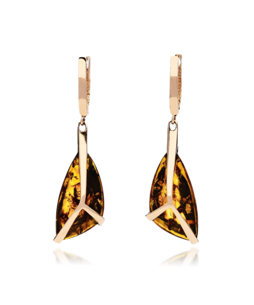 Gold earrings with amber Gold earrings with amber