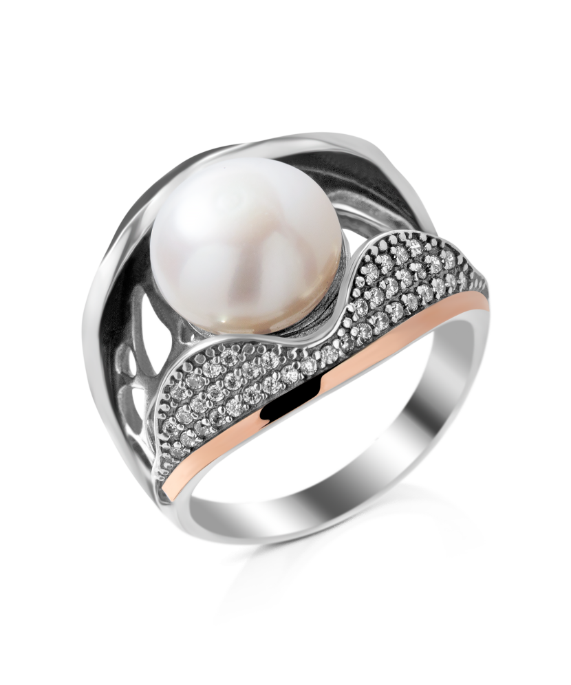 Sterling silver ring with pearl and zircons
