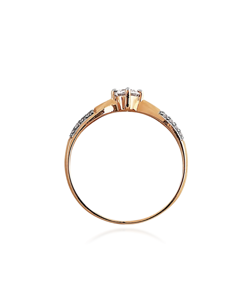 Gold ring with zircons