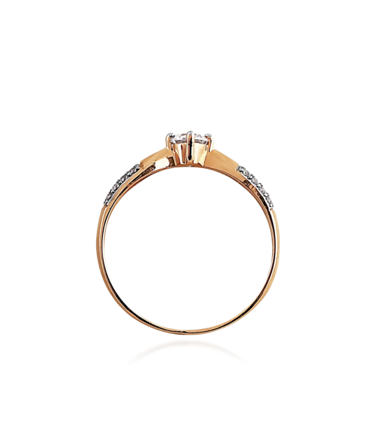 Золотое кольцо с цирконами