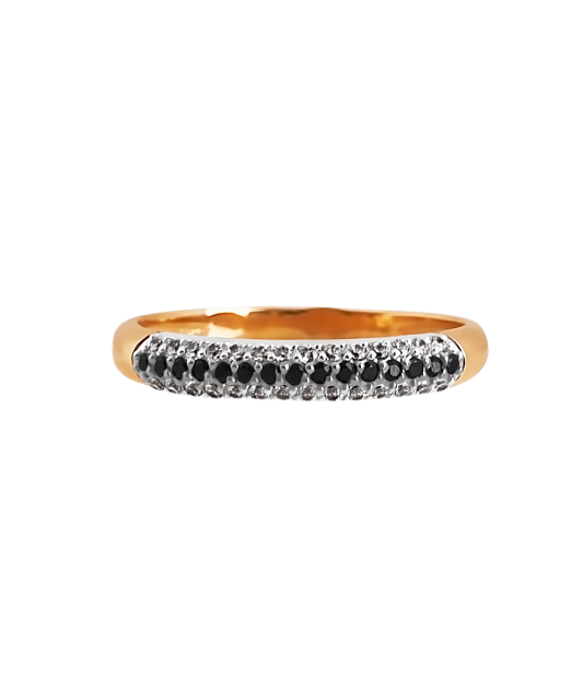 Gold ring with zircons