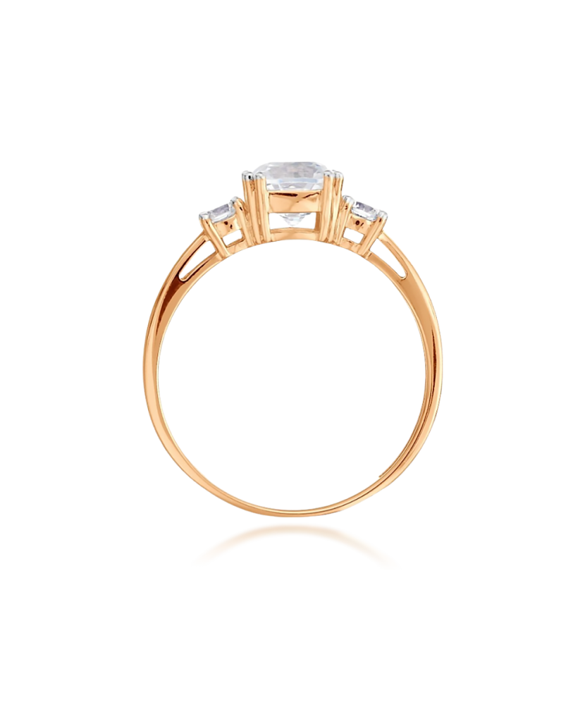 Gold ring with zircons Gold ring with zircons