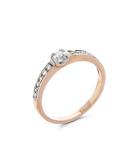 Gold ring with diamonds