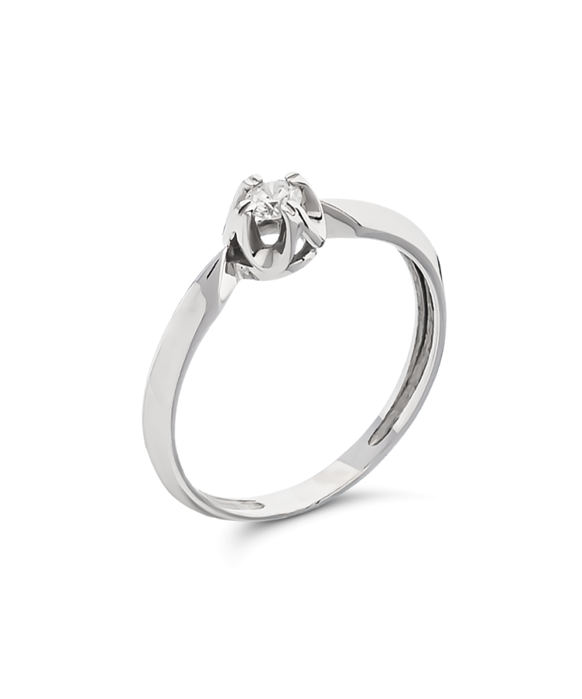 White gold ring with diamond