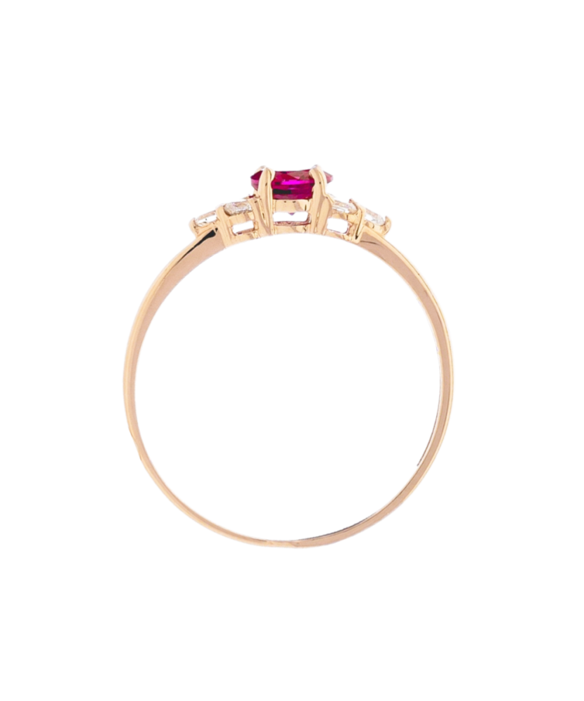 Золотое кольцо с цирконами Золотое кольцо с цирконами