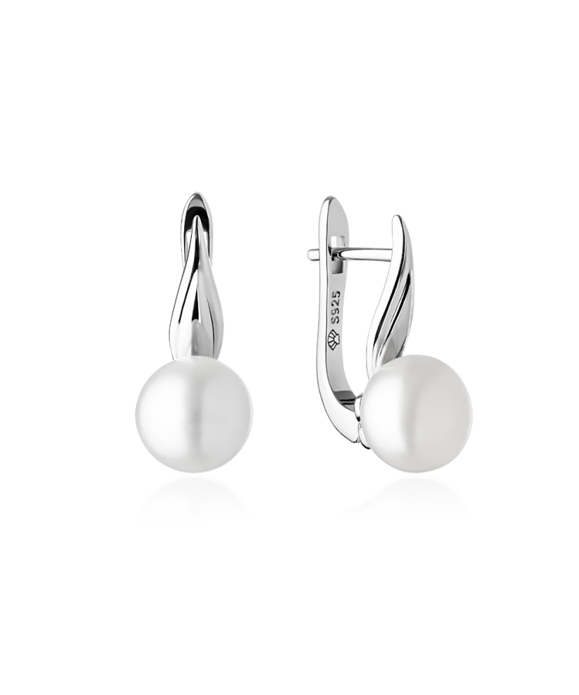 Sterling silver earrings with pearls