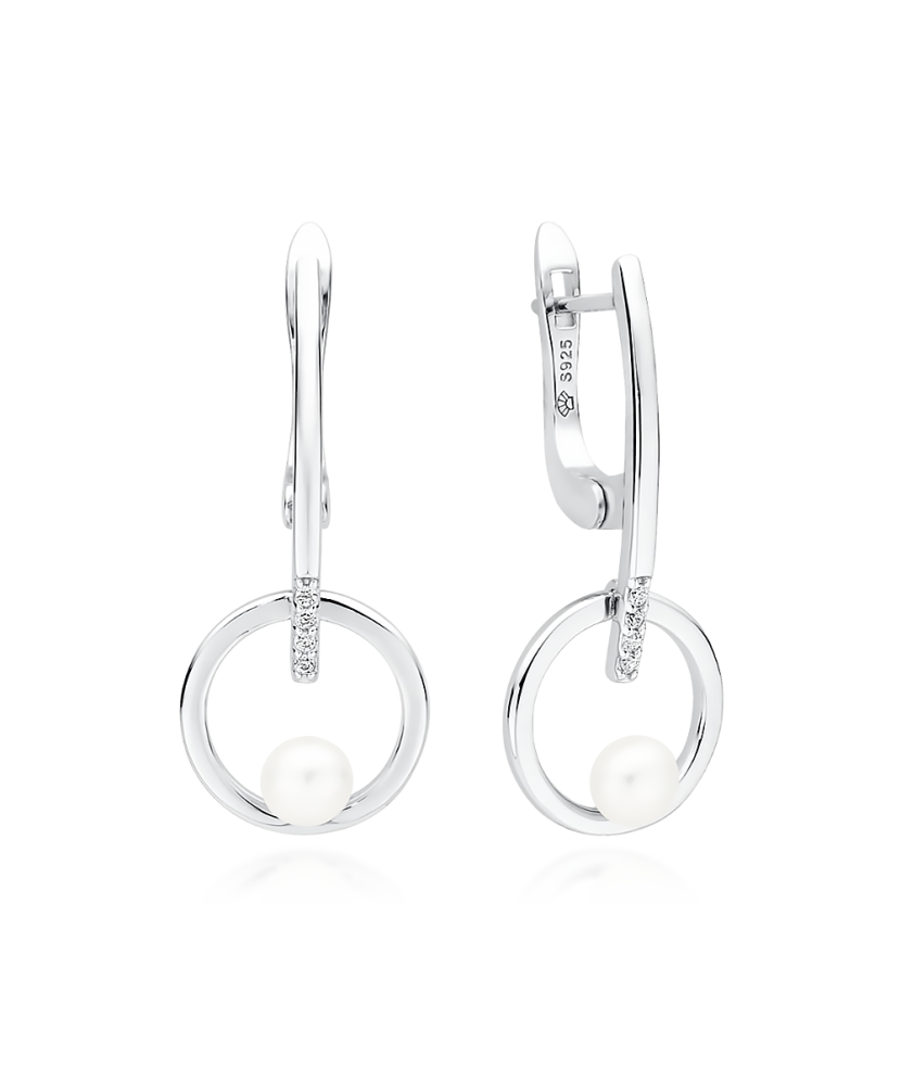 Серьги из серебра с жемчугом и цирконами Серьги из серебра с жемчугом и цирконами