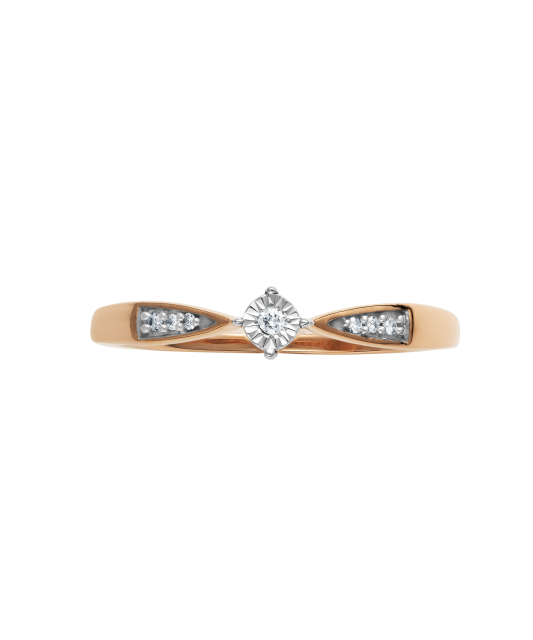 Gold ring with diamonds