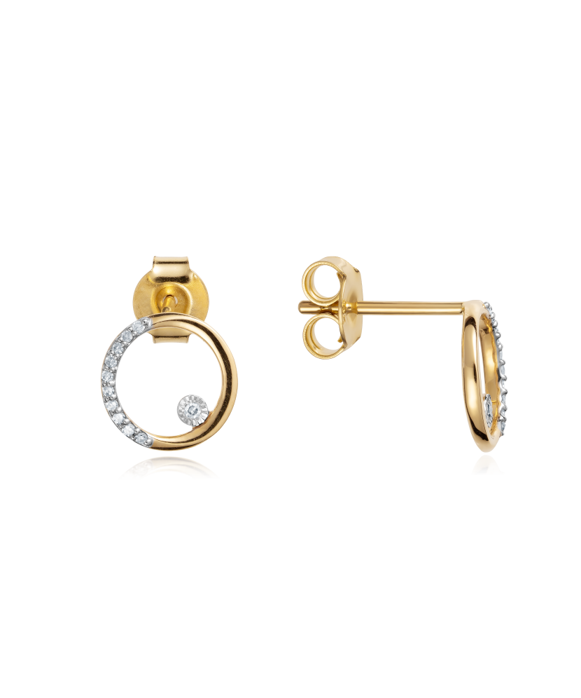 Yellow Gold earrings with diamonds