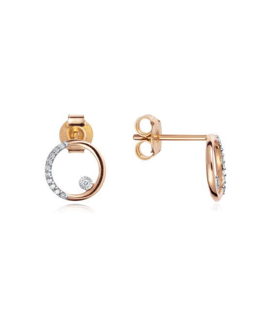 Gold earrings with diamonds