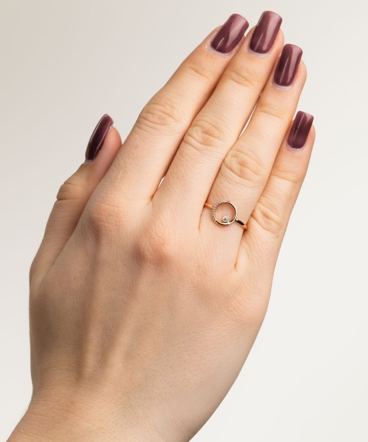 Золотое кольцо с алмазами