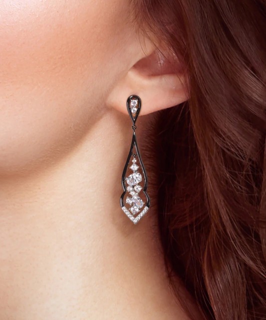 Sterling silver earrings with zircons