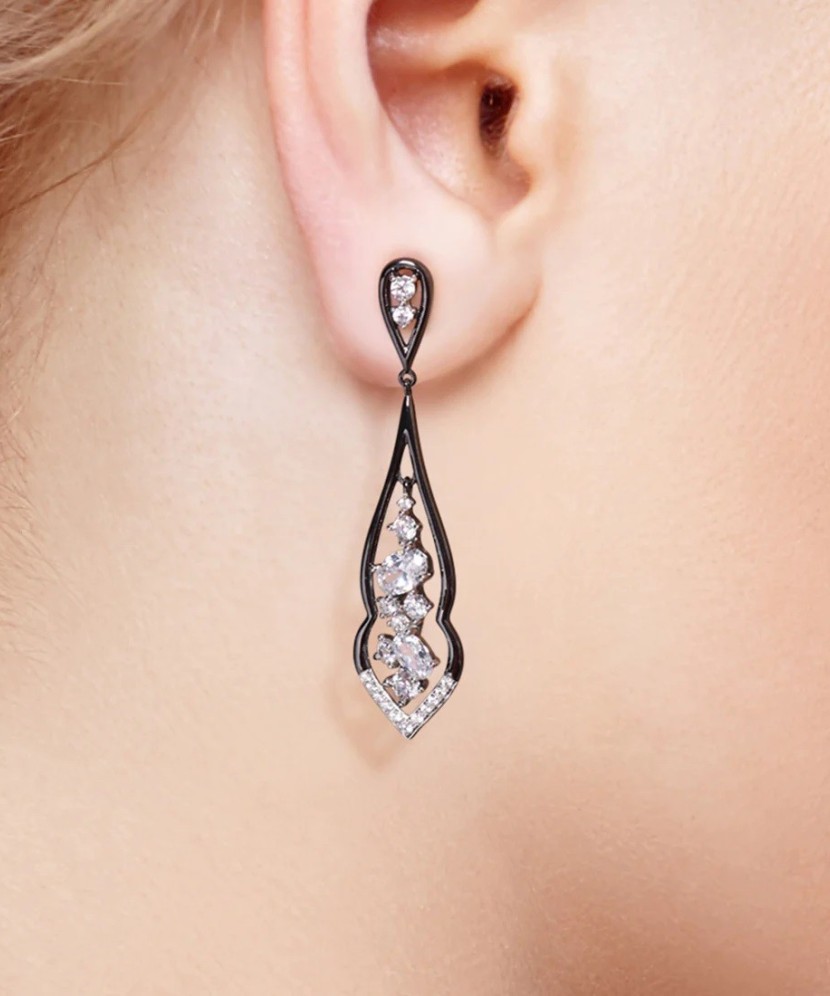 Sterling silver earrings with zircons Sterling silver earrings with zircons