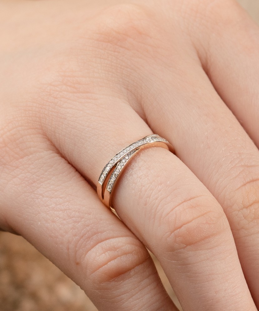 Золотое кольцо с алмазами