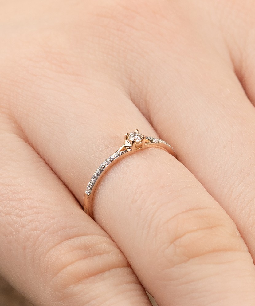 Gold ring with diamonds Gold ring with diamonds