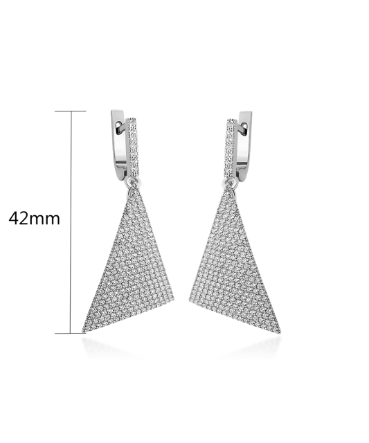 Серьги из серебра с цирконами