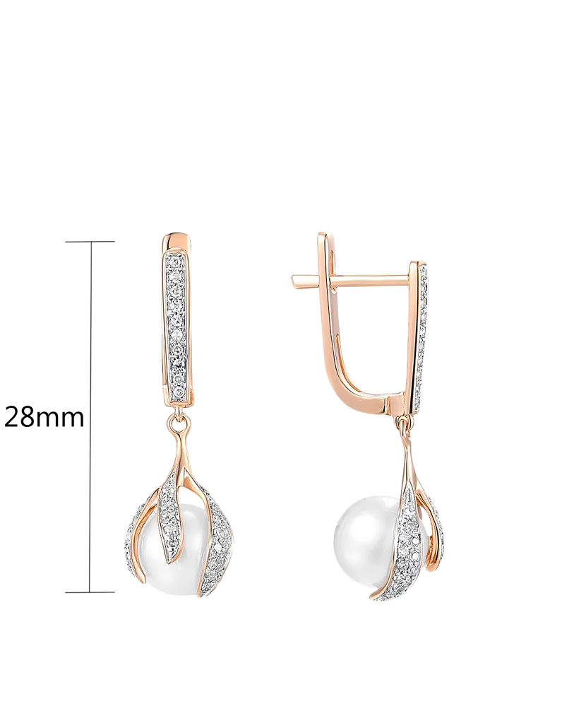 Gold earrings with diamonds and pearls