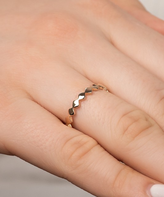 Gold ring