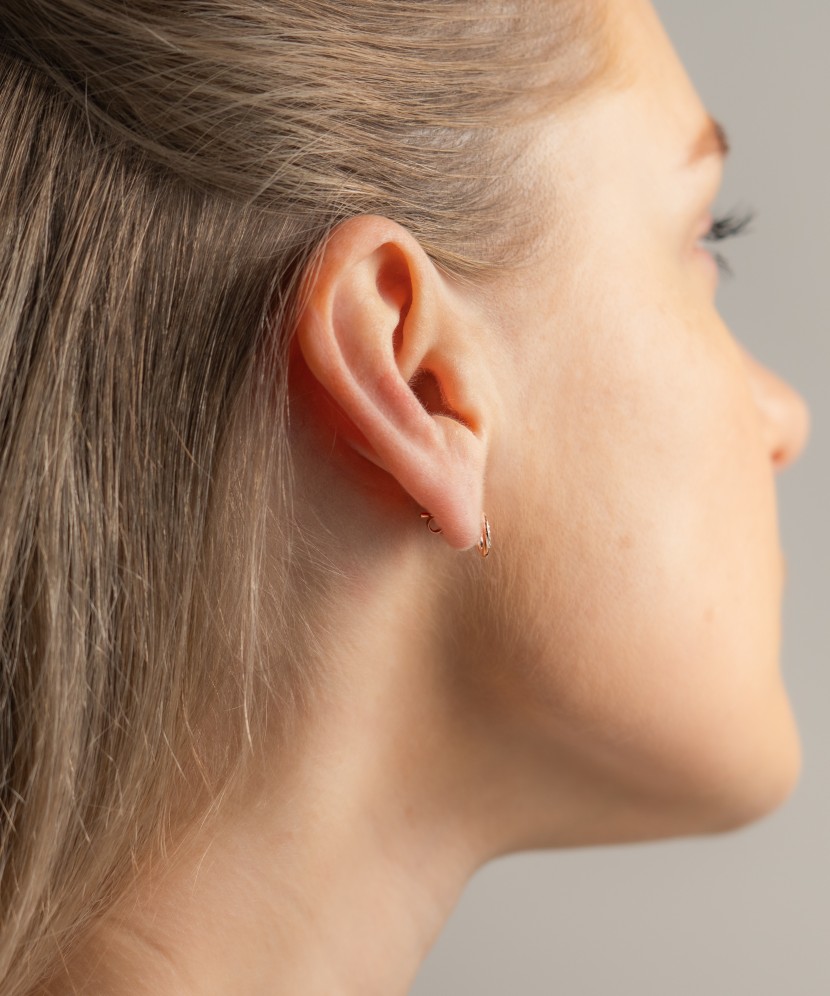 White gold earrings with diamonds White gold earrings with diamonds