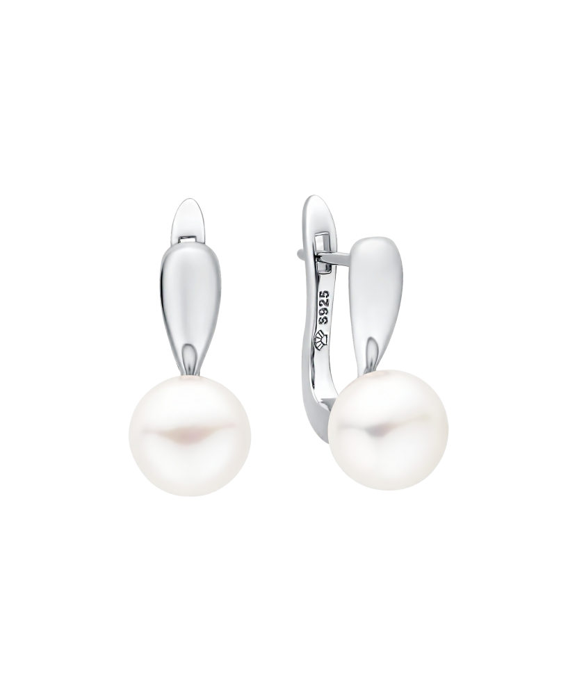Sterling silver earrings with pearls