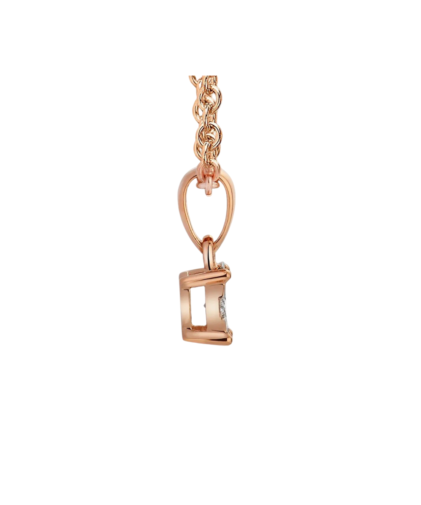 Gold pendant with diamonds