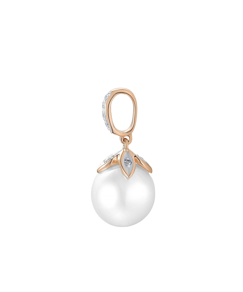 Gold pendant with diamonds and pearls