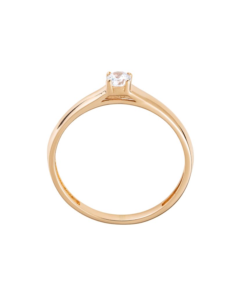 Gold ring with zirconium