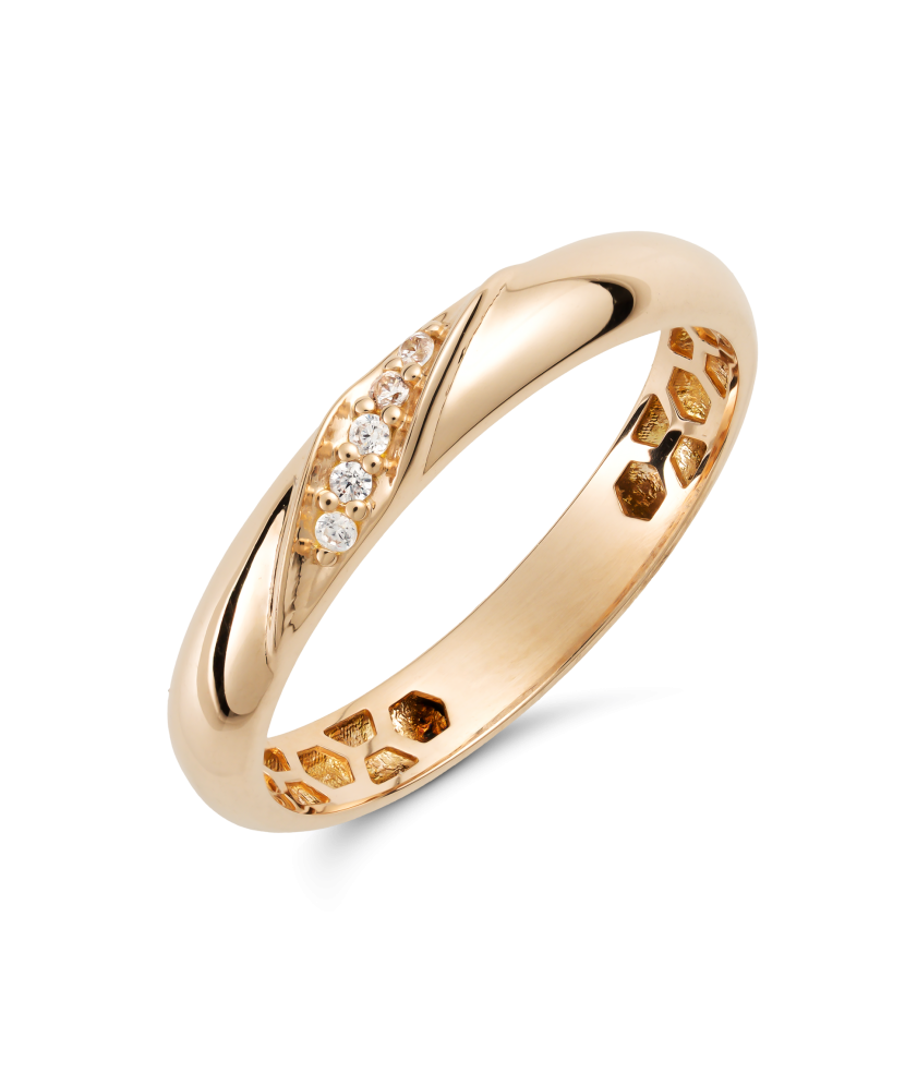 Gold ring with zircons