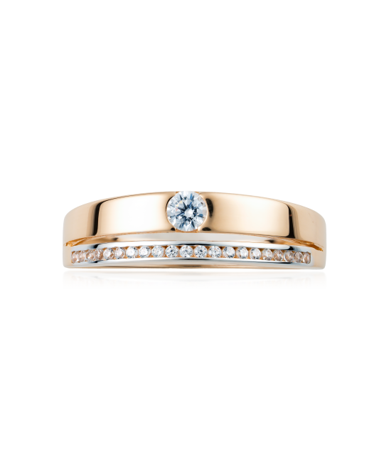 Gold ring with zircons