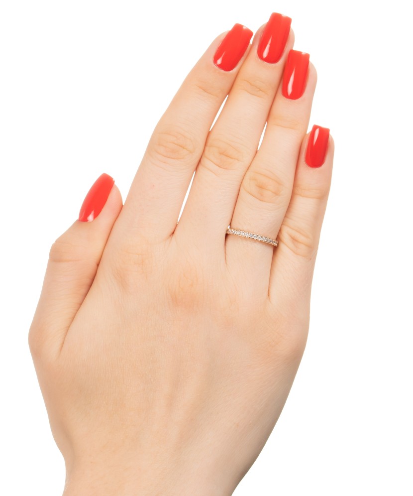 Золотое кольцо с цирконами Золотое кольцо с цирконами