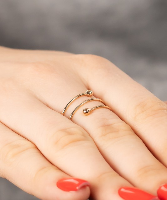 Gold ring
