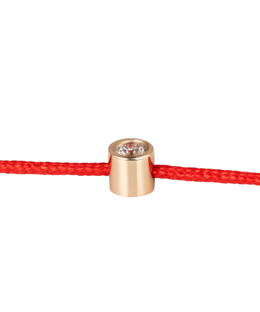 Браслет из красной нити с подвеской из золота и бриллиантами 0.05ct