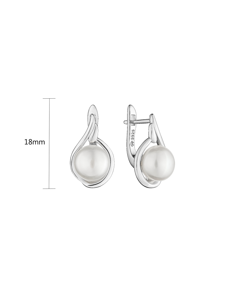 Sterling silver earrings with pearls