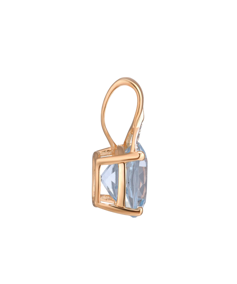Gold pendant with topaz and diamonds