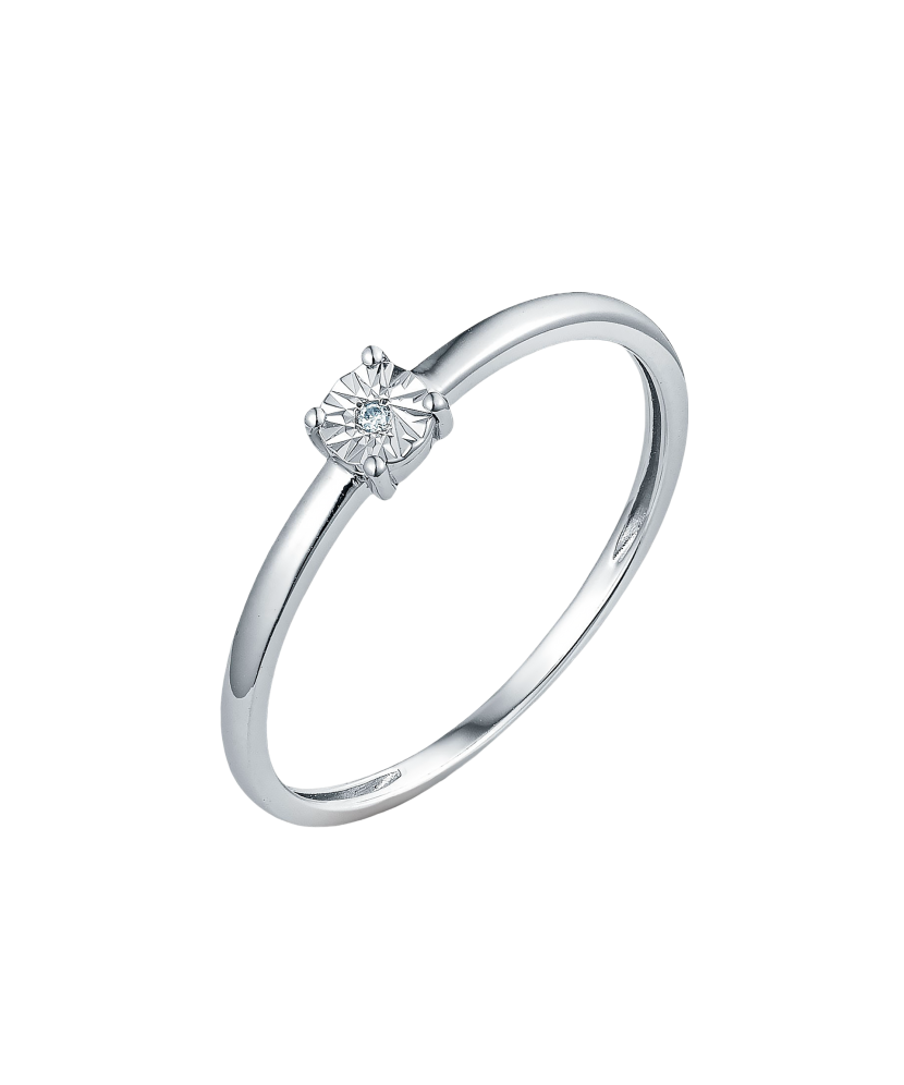 Sterling silver ring with diamond