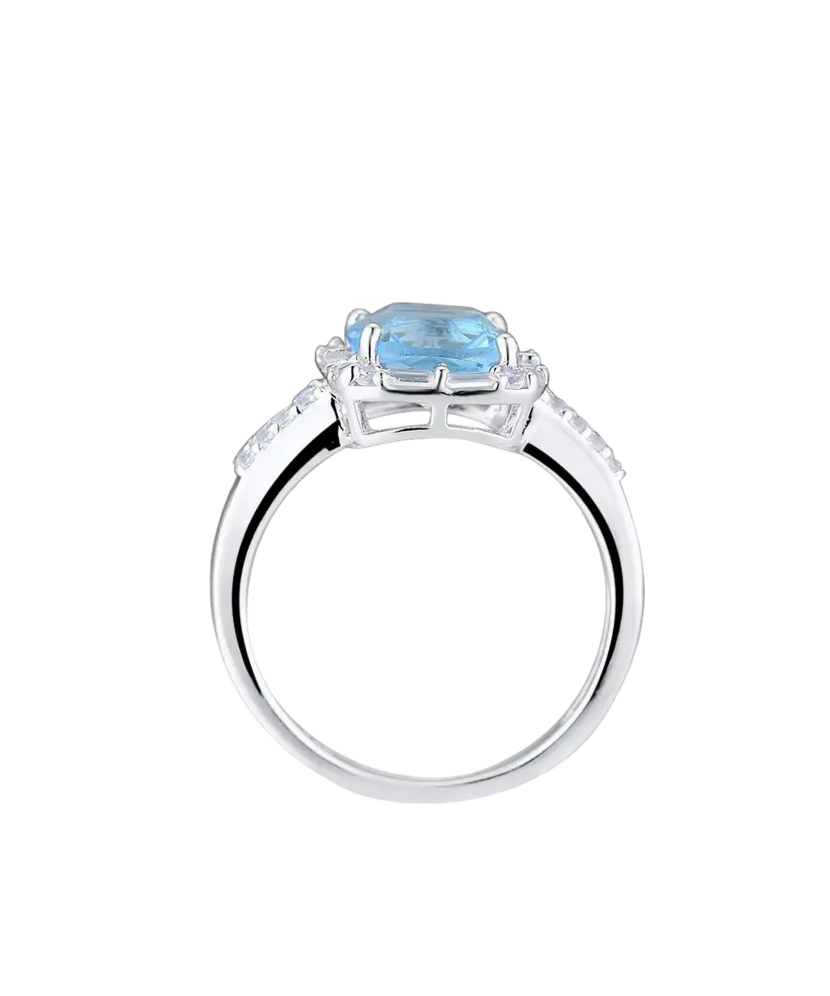 Sterling silver ring with zircons