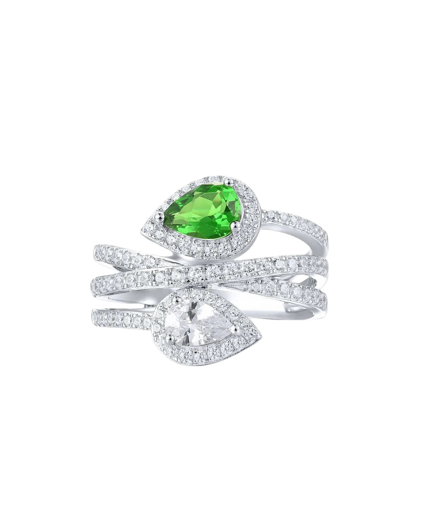 Sterling silver ring with zircons