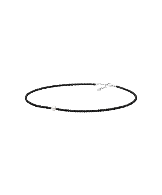 Necklaces with spinels and pearl