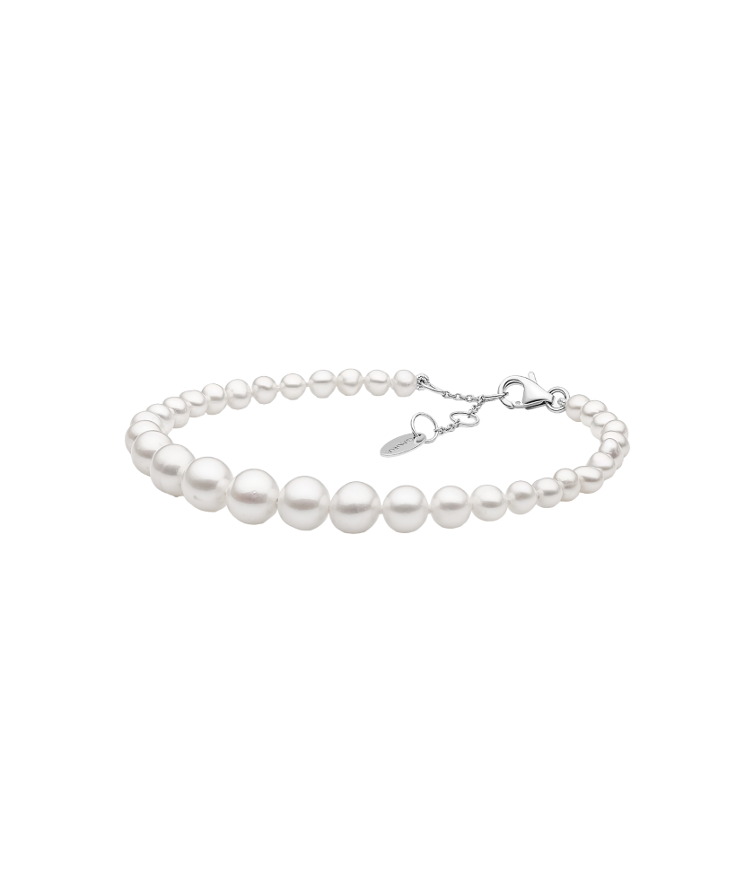 Pearl bracelet with silver