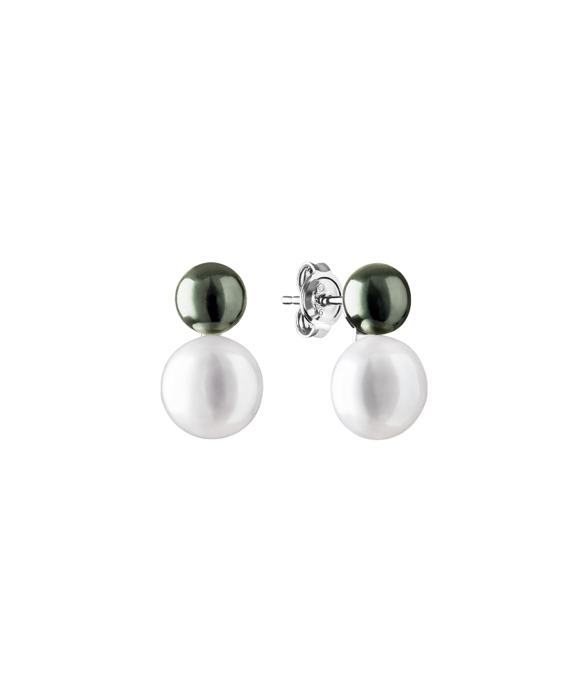 Sterling silver earrings with pearls