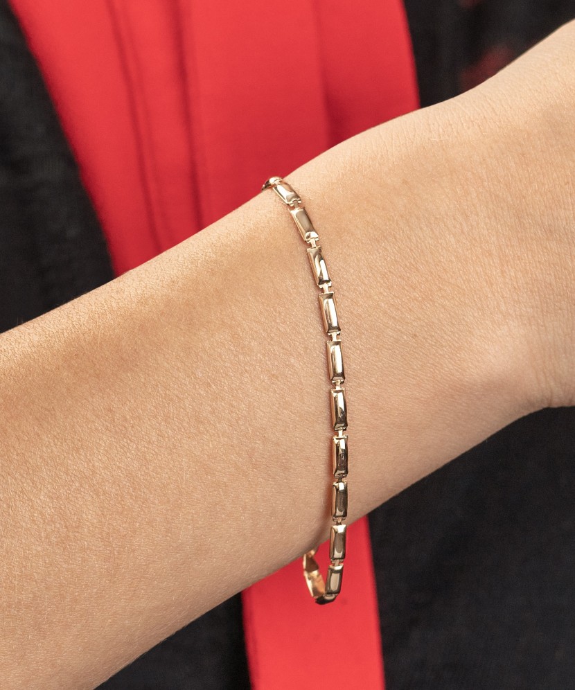 Gold bracelet