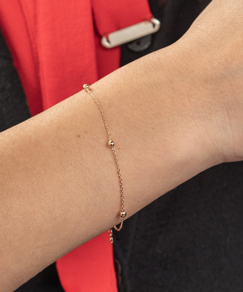 Gold bracelet