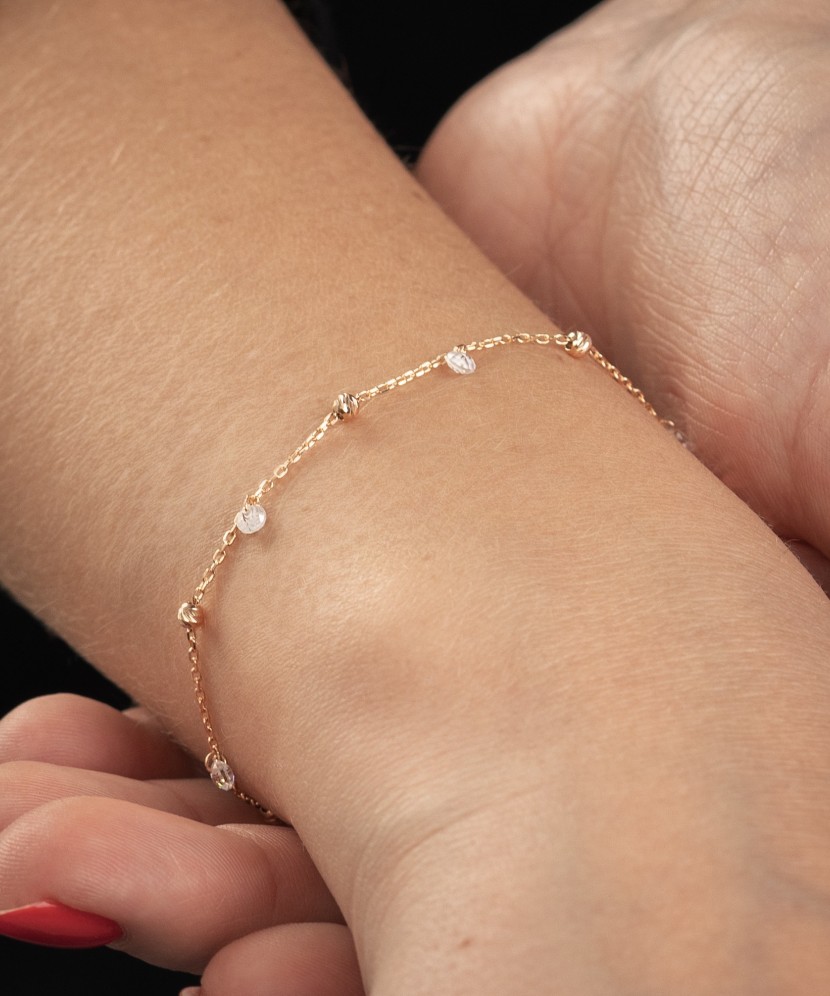 Золотой браслет с цирконами Золотой браслет с цирконами